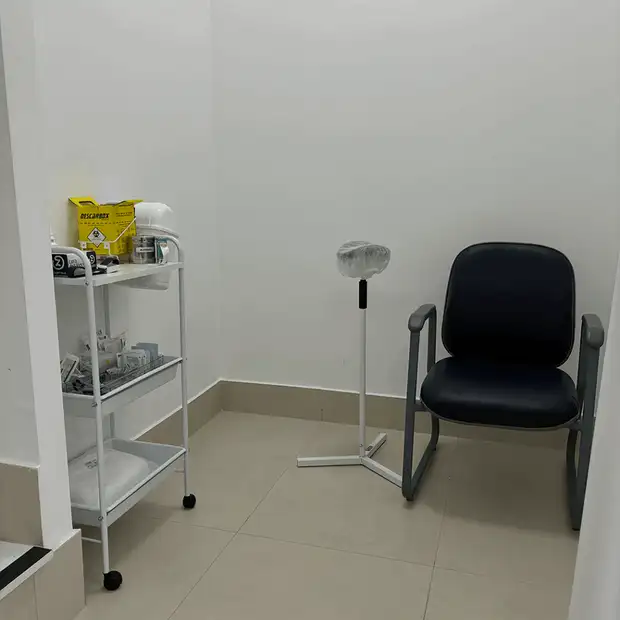 Sala de apoio da Clínica Sua Imagem